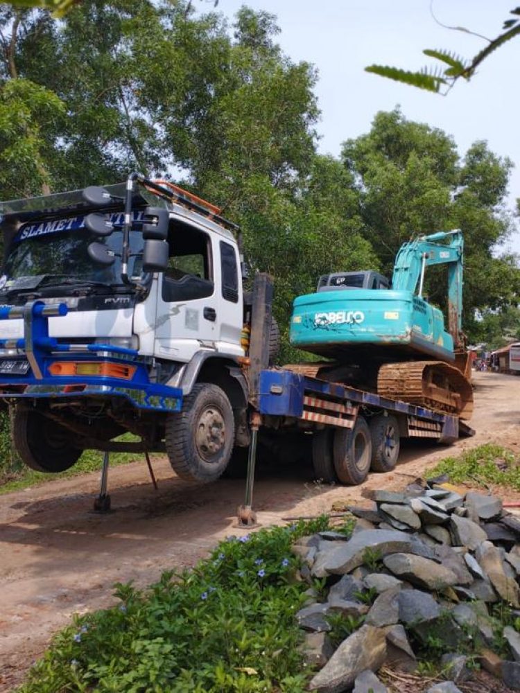 Harga Sewa Excavator Perjam | Jaya Beton ReadyMix